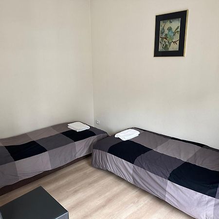 3 Bedroom Apartment In City Center With Balcony View بروكسل المظهر الخارجي الصورة