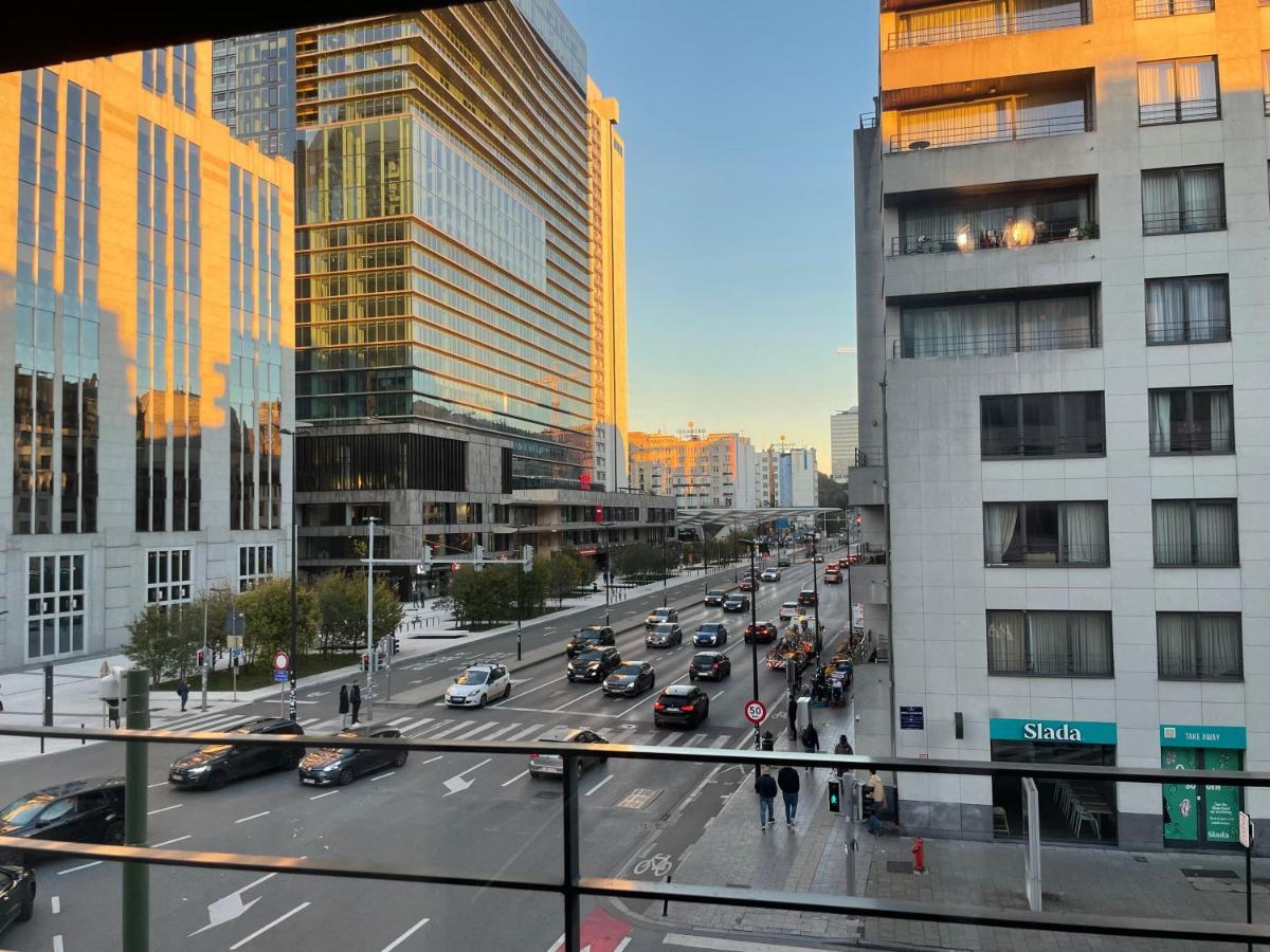 3 Bedroom Apartment In City Center With Balcony View بروكسل المظهر الخارجي الصورة
